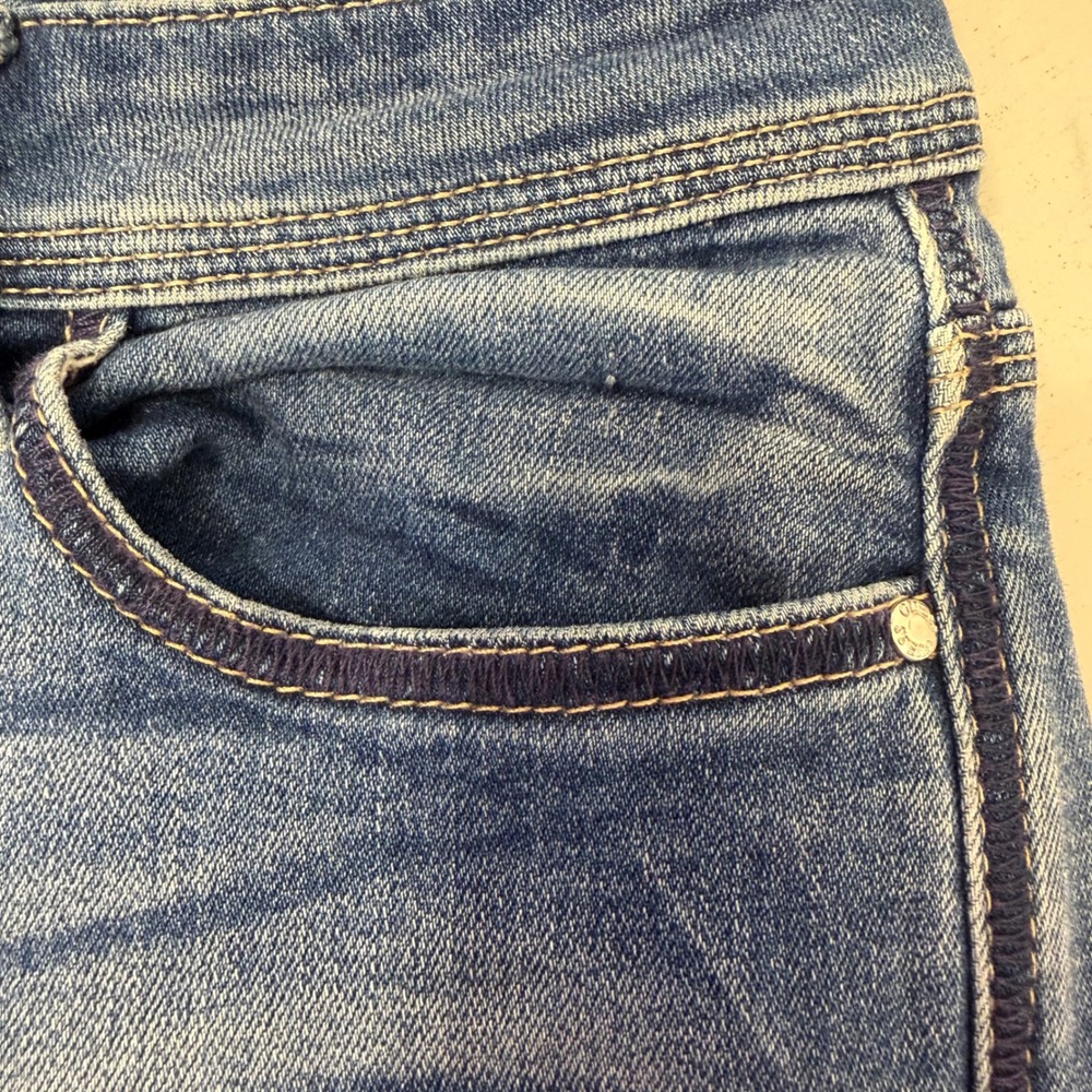 Guess 1981 Skinny Jeans Light Wash Whiskered Denim Y2K Streetwear Womens Sz 28 - Picture 7 of 15